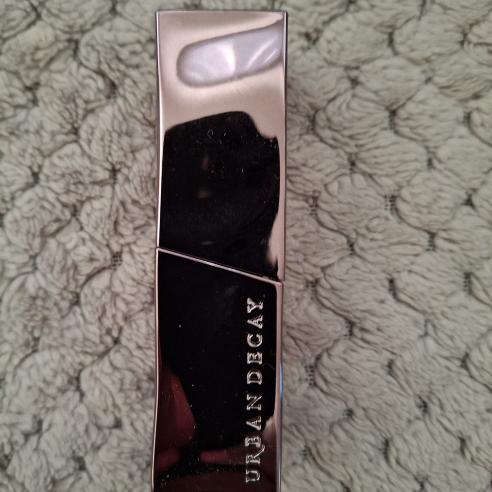 Urban Decay Rose Metallic Lipstick Case